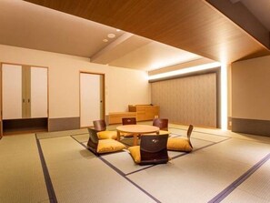 Unclassified image, 4 of 50, button - Yunokawa Prince Hotel Nagisatei (Hakodate)