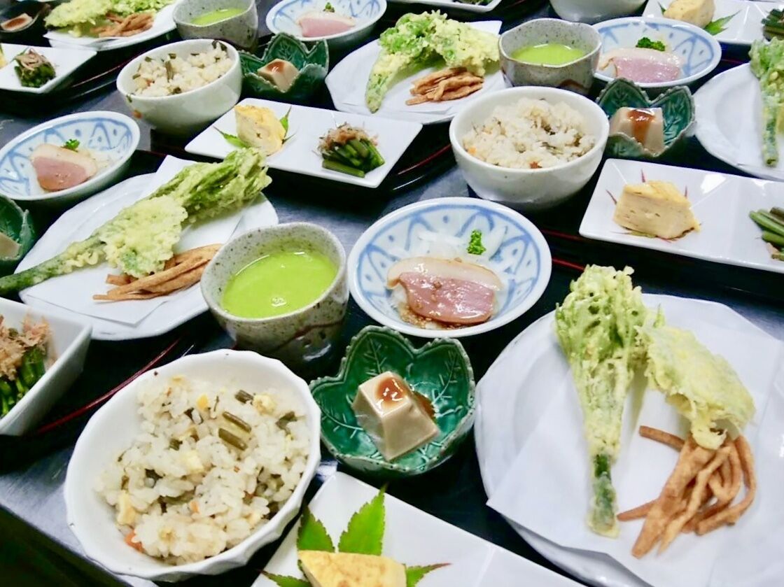 餐飲