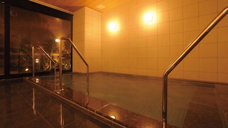 Spa. AB Hotel Tahara