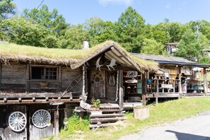 Exterior - Hope Lodge (Chino)