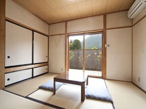 Interior - Yufuin Onsen Sanso Shikian (Yufu)