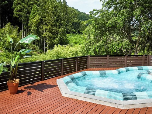 Hosenbo Lodge