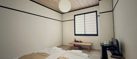 Non Smoking, Tatami Japanese Style Room | Desk, iron/ironing board, free WiFi, bed sheets