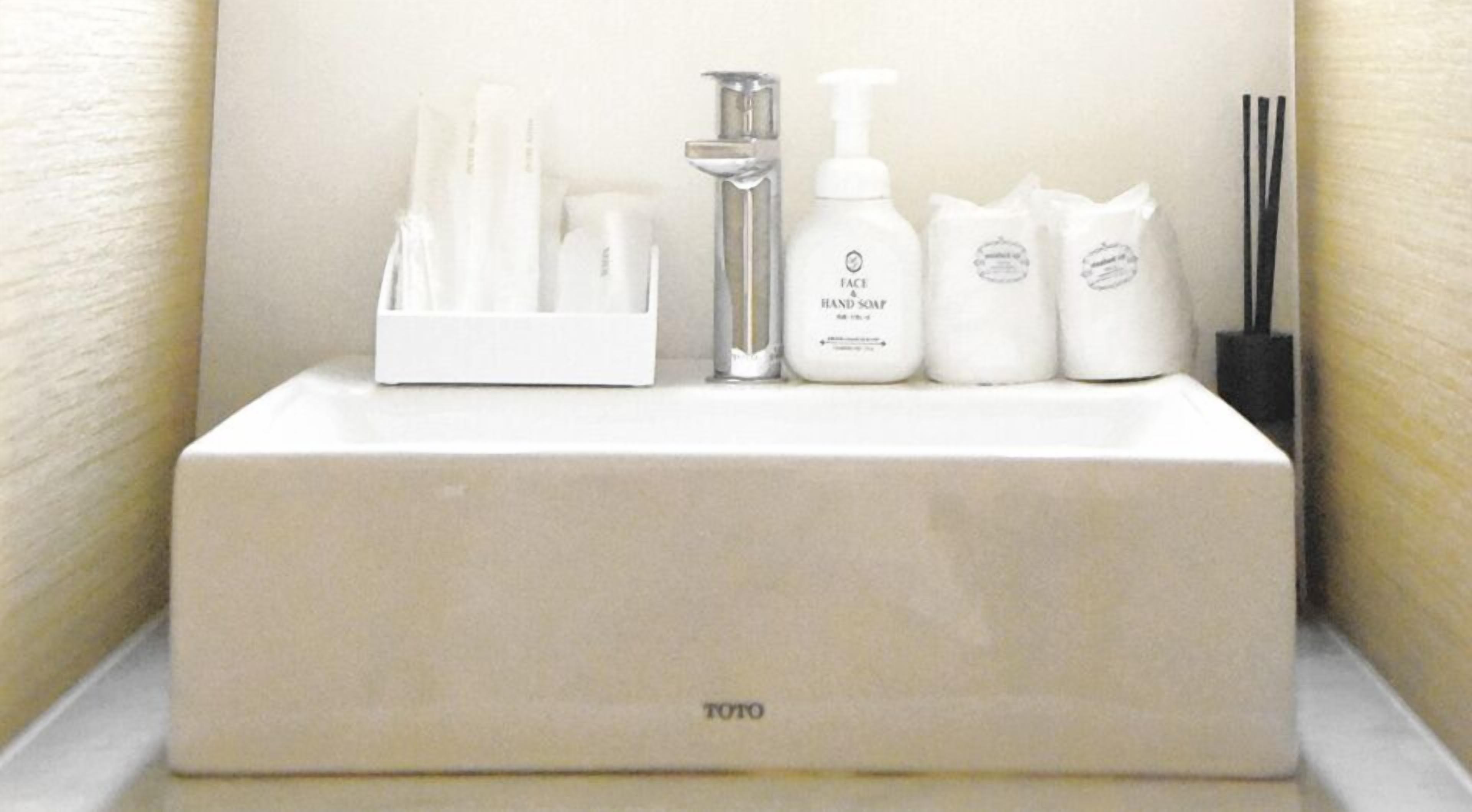 non smoking, standard plus semi double room | bathroom sink