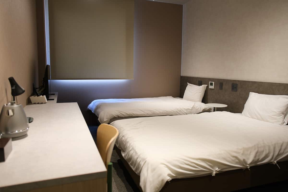 Non Smoking, Standard Type Twin Room | Desk, iron/ironing board (on request), WiFi (free), bed sheets