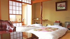 Room - Iizaka Onsen Ryokan Komatsuya (Fukushima)
