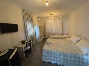 Standard-Dreibettzimmer