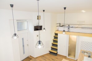 Comfort Studio, 1 Double Bed with Sofa bed, Courtyard View (11) | Iron/ironing board, free WiFi, bed sheets - Smart Apartments near Opera House (Lviv)