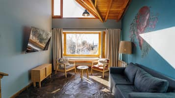 Standard Double Room | Living area