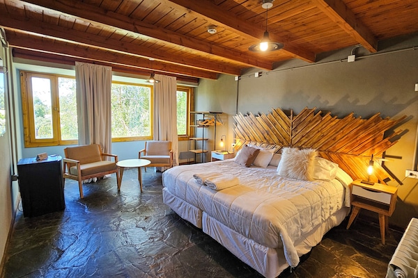 Standard Double Room | Hypo-allergenic bedding, free WiFi, bed sheets