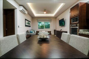 Condo, para no fumadores | Servicio a la habitación