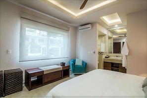 Condo, Non Smoking | 1 bedroom, free WiFi, bed sheets