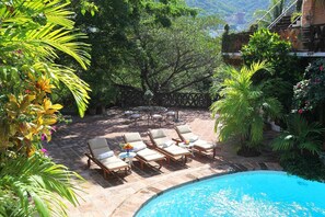 Outdoor pool - Villa Leonarda by MDR (Puerto Vallarta)