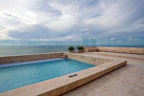 Indoor pool, 2 outdoor pools - Murano Elite Luxury Bocagrande (Cartagena)