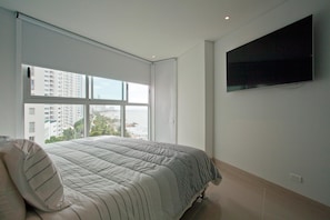 Appartement Luxe, 2 chambres, non-fumeurs | 2 chambres, espace de travail pour ordinateur portable