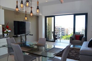 Condo, Non Smoking | In-room dining