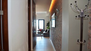 Appart'hôtel, non-fumeurs | 2 chambres, Wi-Fi gratuit, draps fournis