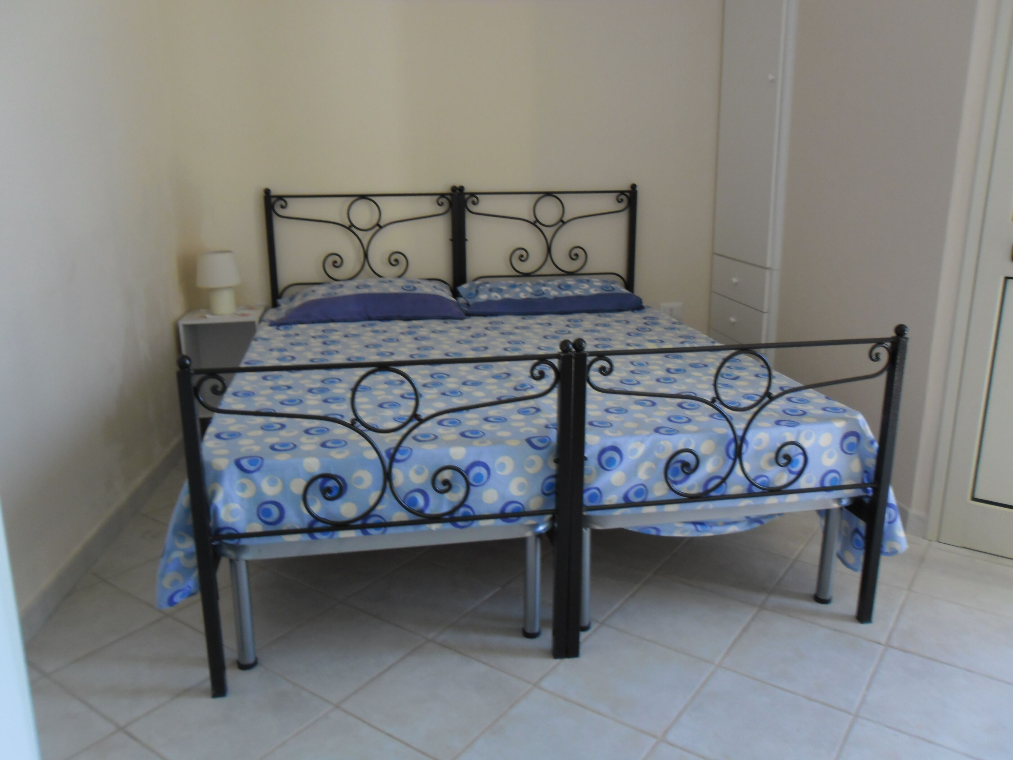 2 Schlafzimmer, Bügeleisen/Bügelbrett, Bettwäsche