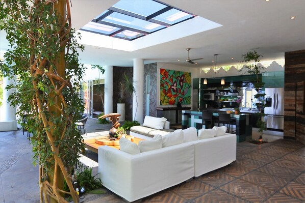 Villa, para no fumadores | Área de sala de estar | Televisión de pantalla plana y reproductor de DVD