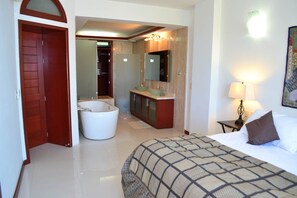 Appart'hôtel, non-fumeurs | 2 chambres, Wi-Fi gratuit, draps fournis