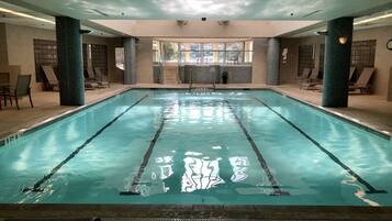 Piscine couverte, piscine extérieure