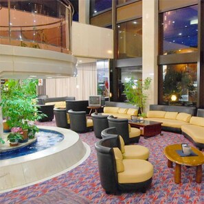 Lobby - Yamaga Onsen Fuji Hotel (Yamaga)