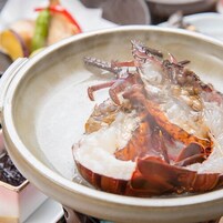 Alimentos y bebidas