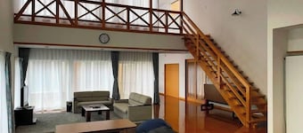 Cottage Villa Top