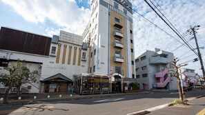 Exterior - Hotel Primrose Saito (Saito)