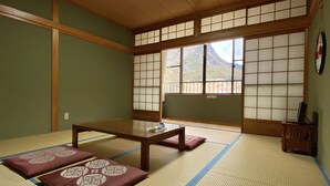 Room - Minshuku 2-7 (Soni-mura)