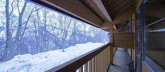 Hakkoda Hotel
