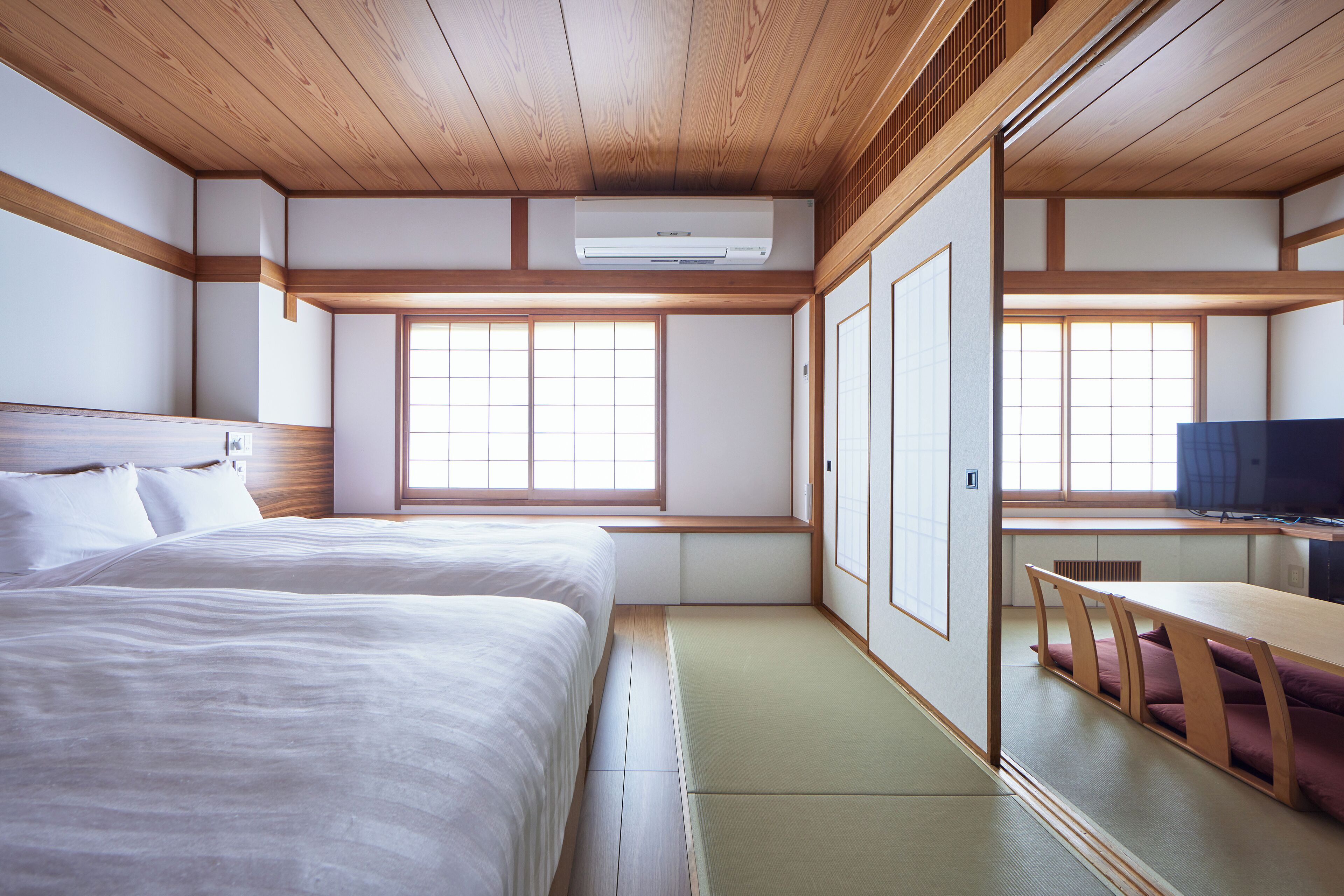 hollywood twin room, non smoking | 1 bedroom, free wifi, bed sheets