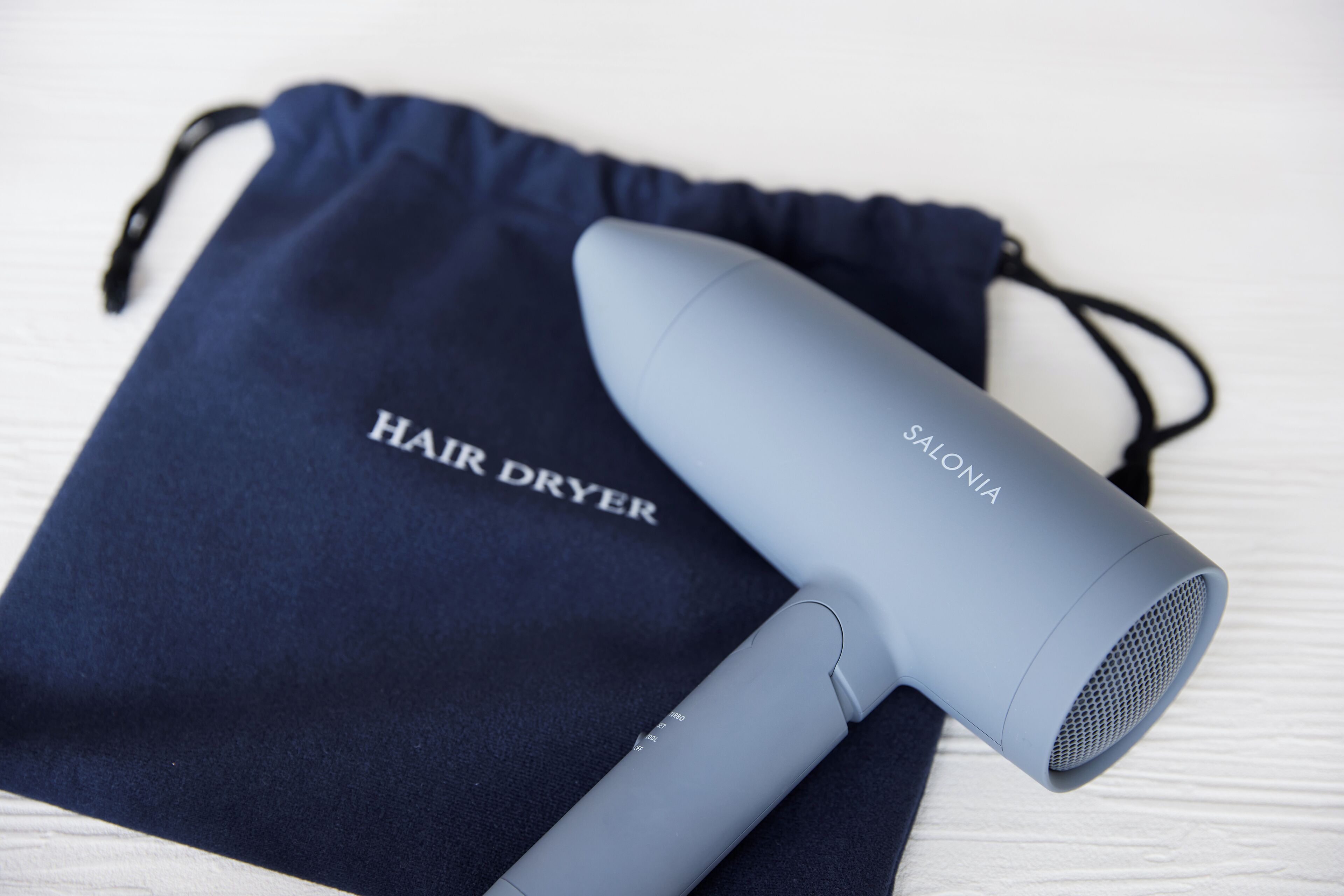 combined shower/bathtub, free toiletries, hair dryer, slippers