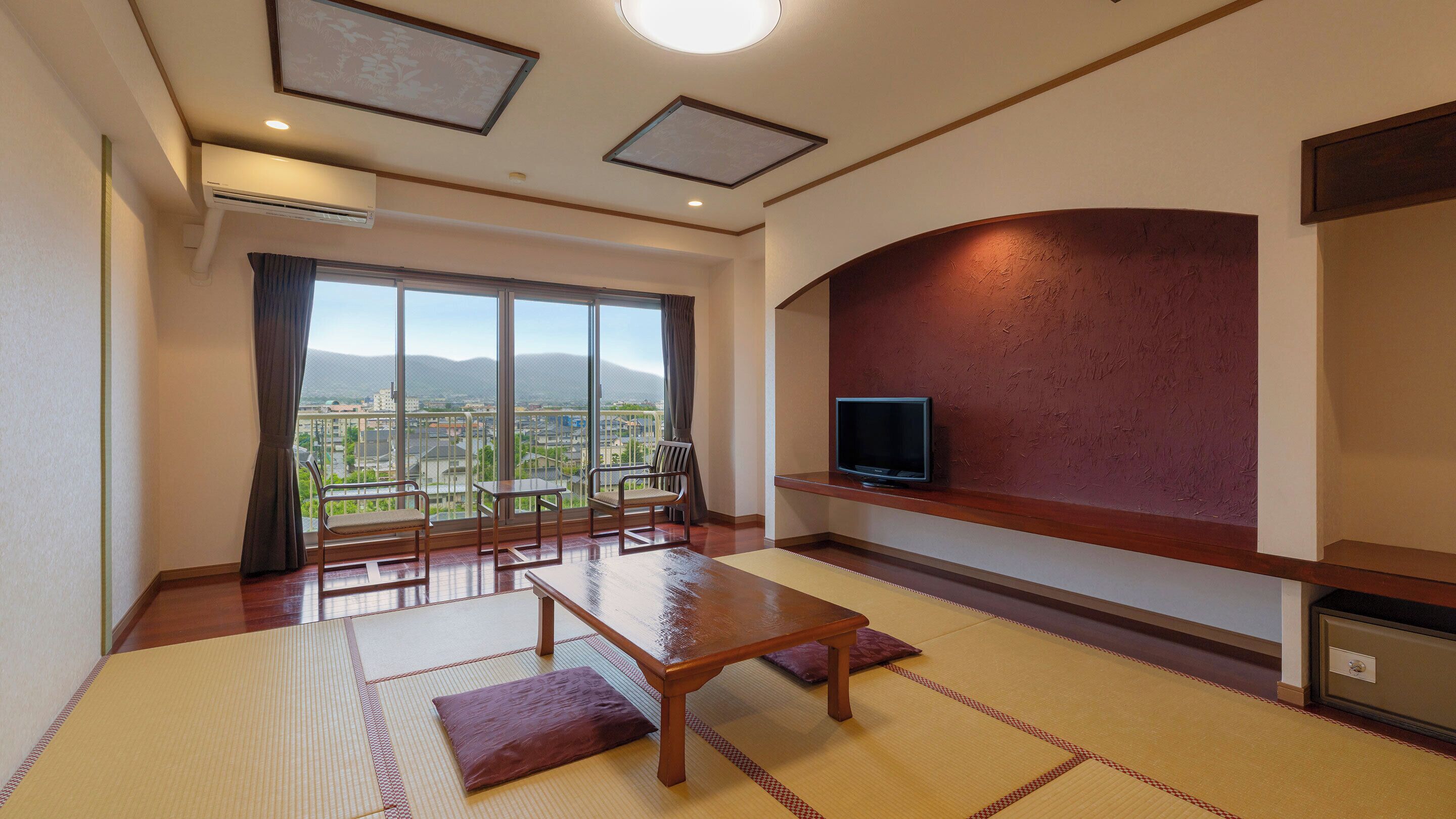 Superior Japanese-Style-Room with 10 Tatami mats - Shower Only - Non-Smoking | Free WiFi, bed sheets