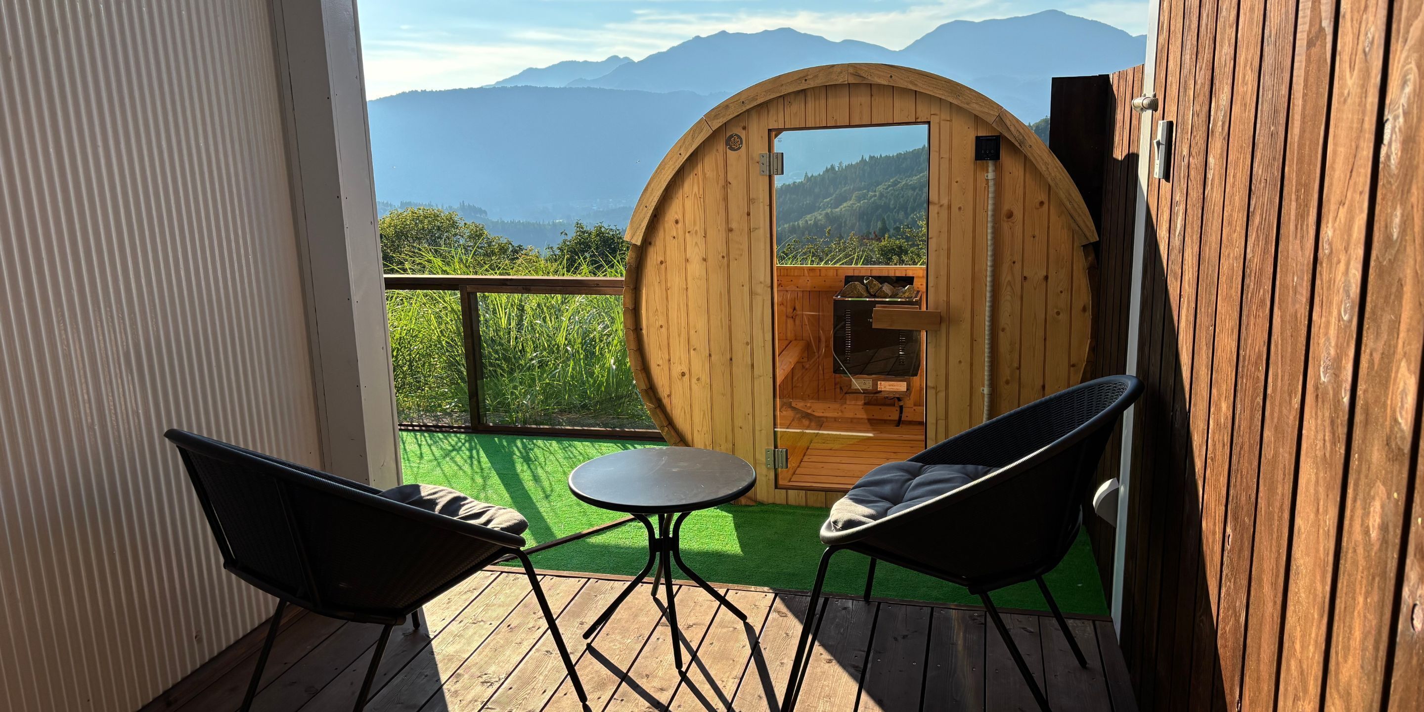 Cabin | Hiên
