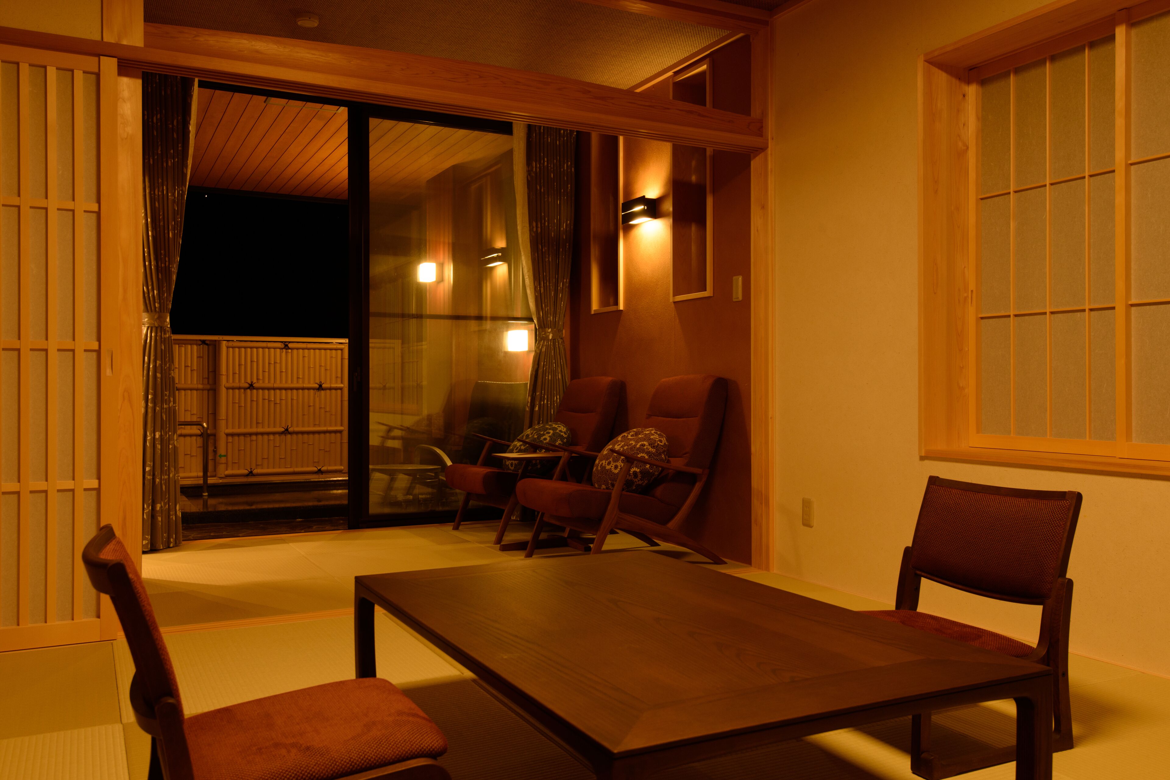 Japanese Style Room with Open-air bath | In-room safe, soundproofing, iron/ironing board, free WiFi