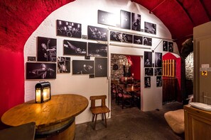 Interior - Auberge du Raisin (Bourg-en-Lavaux)