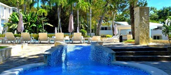 Tropical Casa Laguna