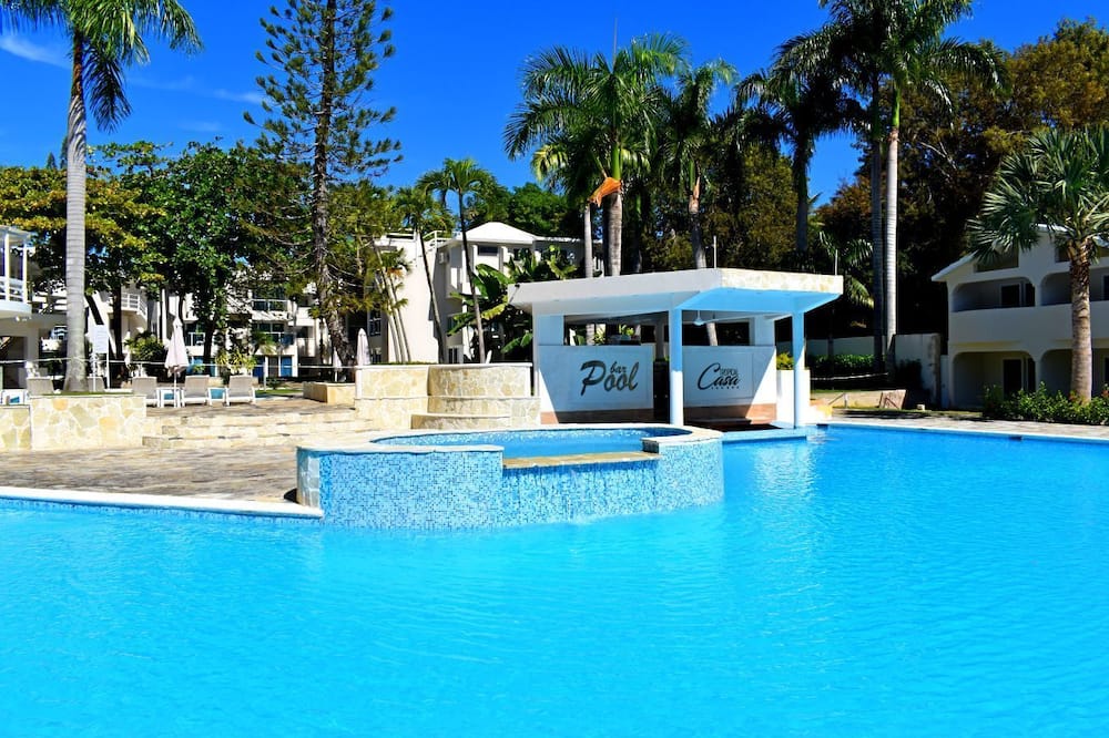 Tropical Casa Laguna