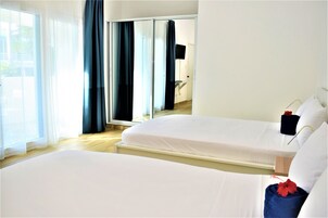 Hypo-allergenic bedding, in-room safe, soundproofing, iron/ironing board