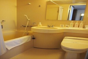 Bathroom - Silk Inn Kagoshima (Kagoshima)