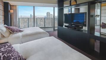 Quarto duplo luxo | Frigobar, cofres nos quartos, individualmente decorados