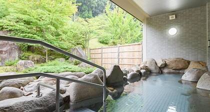 Higashiyama Onsen Maple Plaza