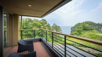 Japanese Western Style Room with Private Open-air Bath for 2 Guests, 3F | Terrace/patio