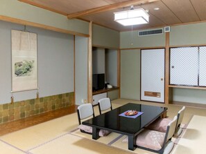 Living room - Oyo Koboshinoyu Senshintei (Shimogo)
