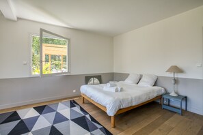5 Schlafzimmer, schallisolierte Zimmer, kostenloses WLAN
