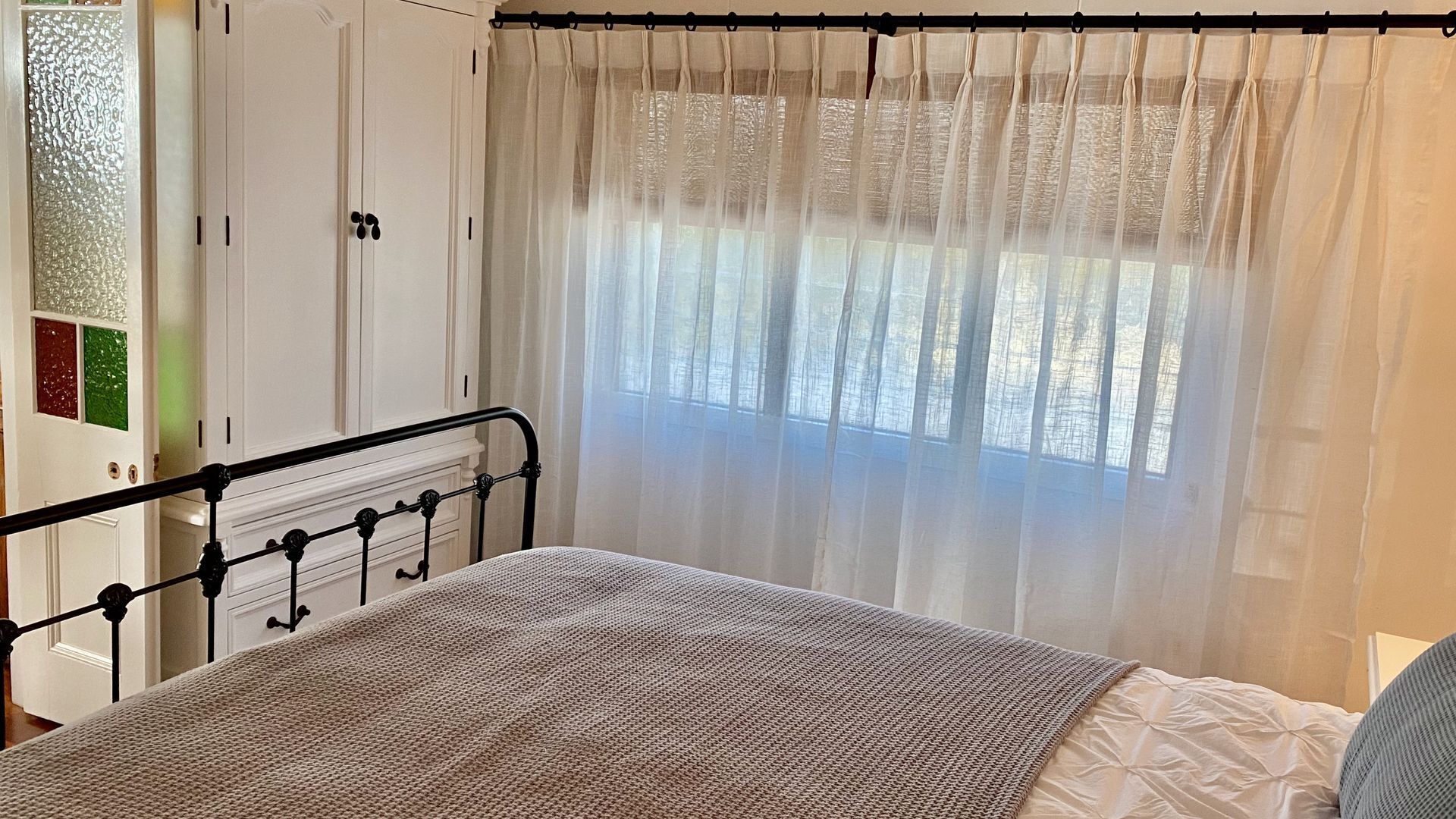 2 bedrooms