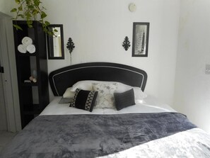 1 Schlafzimmer, Schreibtisch, kostenloses WLAN