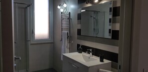 Bathroom - B&B Al Porticciolo (Marsala)
