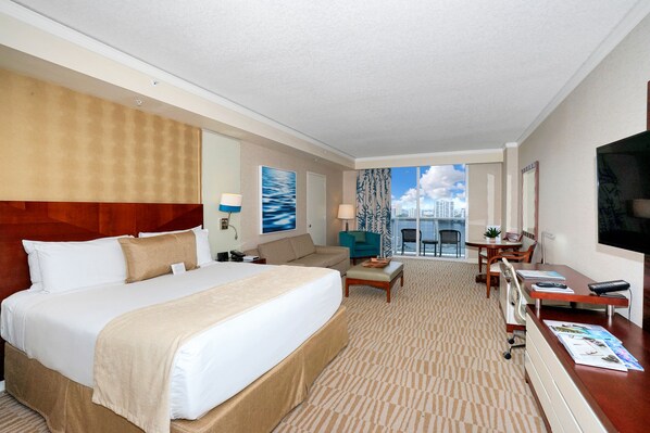 Studiosvit Junior - 1 kingsize-säng med bäddsoffa - pentry | Duntäcken, värdeförvaringsskåp på rummet och skrivbord